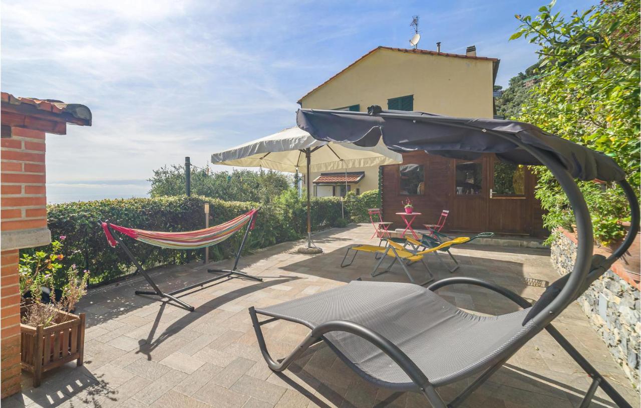 2 Bedroom Cozy In Dom wakacyjny Camogli